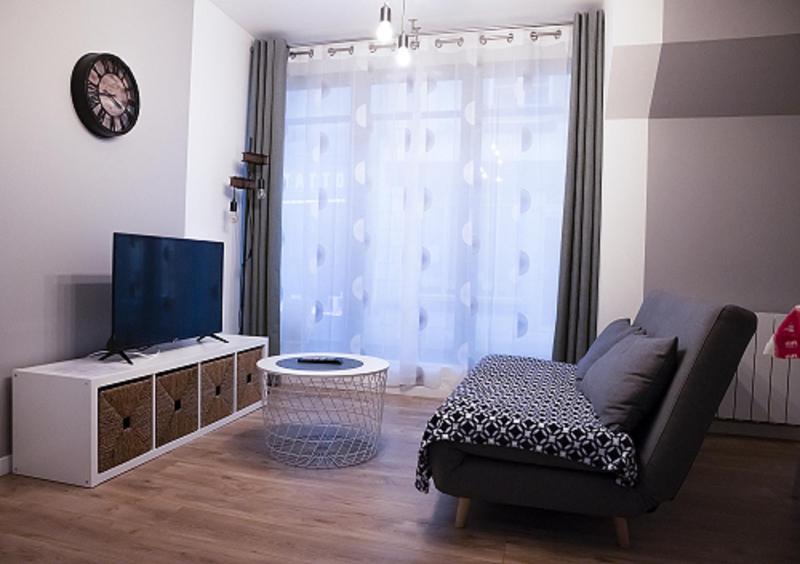 Cosy Et Moderne En Centre Ville, Fibre Haut Debit Ernée Exteriér fotografie